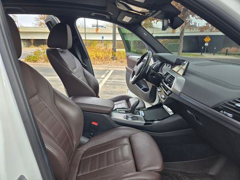 Used 2018 BMW X3 M40i image 21