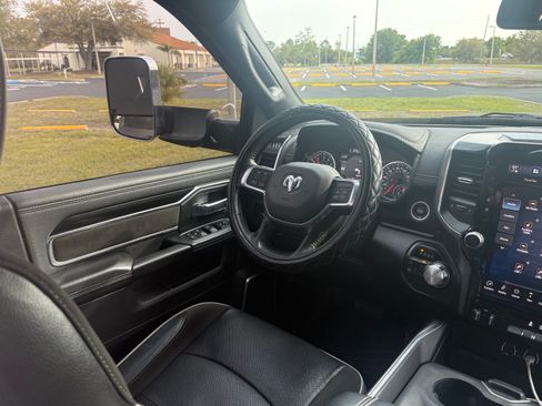 Used 2022 RAM 2500 Laramie image 10