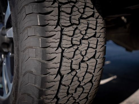 Used 2019 Toyota Tacoma TRD Sport RWD image 12