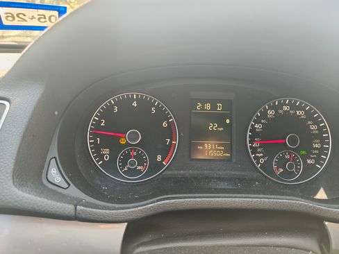 Used 2014 Volkswagen Passat 1.8T S image 17