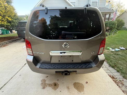 Used 2006 Nissan Pathfinder LE image 8