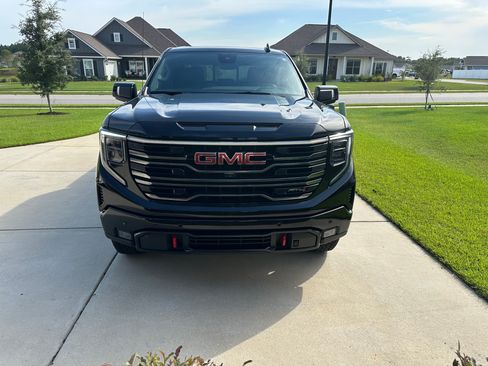 Used 2026 GMC Sierra 1500 AT4 w/ AT4 Premium Package AWD/4WD image 2