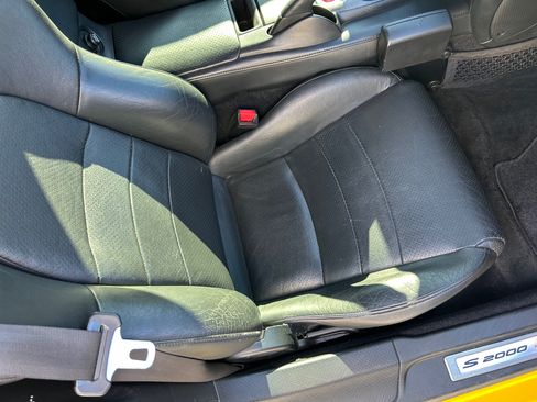 Used 2002 Honda S2000 image 11