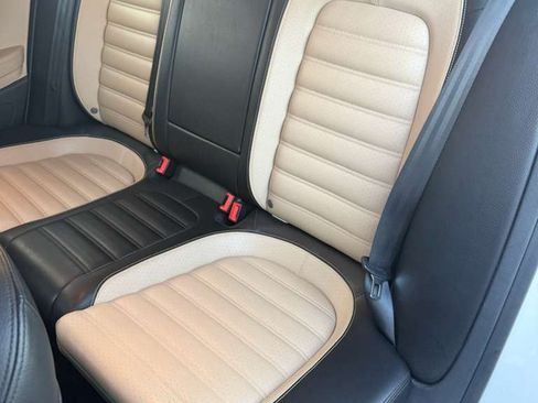 Used 2015 Volkswagen CC R-Line image 14