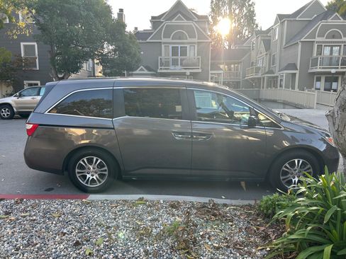 Used 2012 Honda Odyssey EX image 6