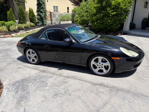Used 2000 Porsche 911 Carrera 4 AWD/4WD image 4