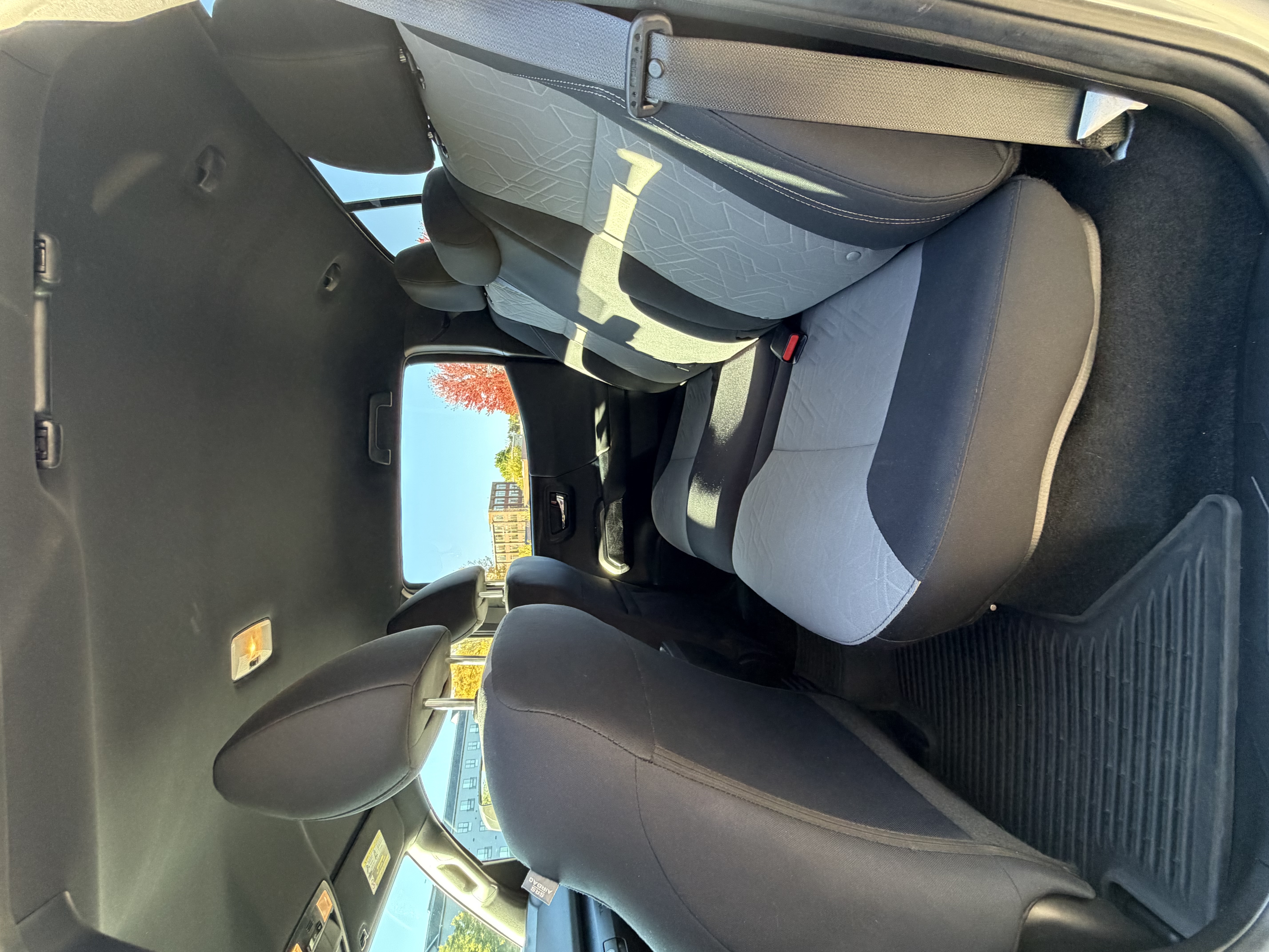 Used 2022 Toyota Tacoma TRD Off-Road w/ Technology Package AWD/4WD image 9