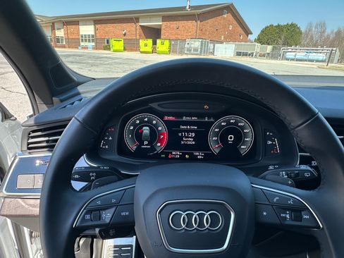 Used 2021 Audi Q7 3.0T Premium Plus w/ Premium Plus Package image 10