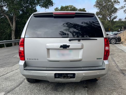 Used 2011 Chevrolet Tahoe LT AWD/4WD image 6