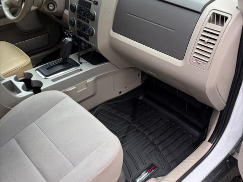 Used 2012 Ford Escape XLT FWD image 12
