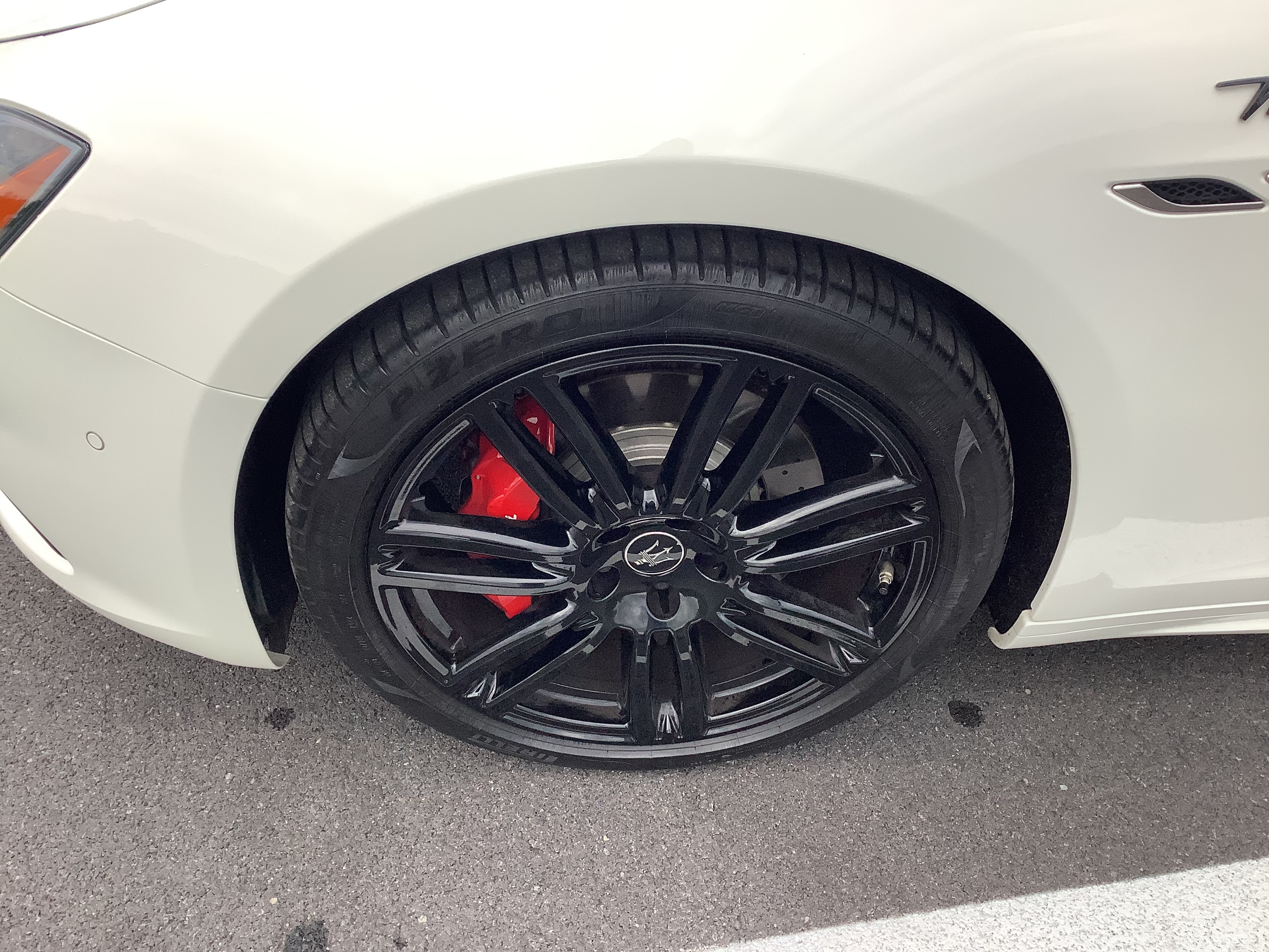 Used 2023 Maserati Ghibli Modena RWD image 6