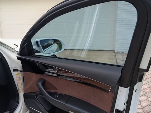 Used 2014 Audi A8 L TDI w/ Premium Package image 28