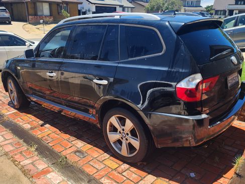 Used 2004 BMW X3 2.5i AWD/4WD image 2