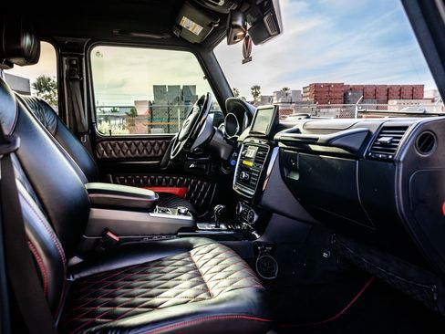 Used 2015 Mercedes-Benz G 550 image 21