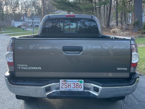 Used 2013 Toyota Tacoma 4x4 Access Cab w/ SR5 Pkg image 8