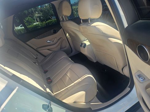 Used 2018 Mercedes-Benz GLC 300 image 12