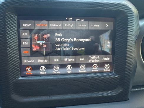 Used 2020 Jeep Wrangler Unlimited Sport AWD/4WD image 14