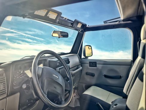 Used 2005 Jeep Wrangler Sport w/ 30" Tire & Wheel Group image 2