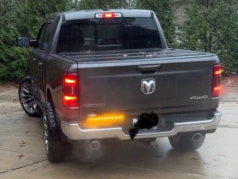 Used 2022 RAM 1500 Big Horn image 5