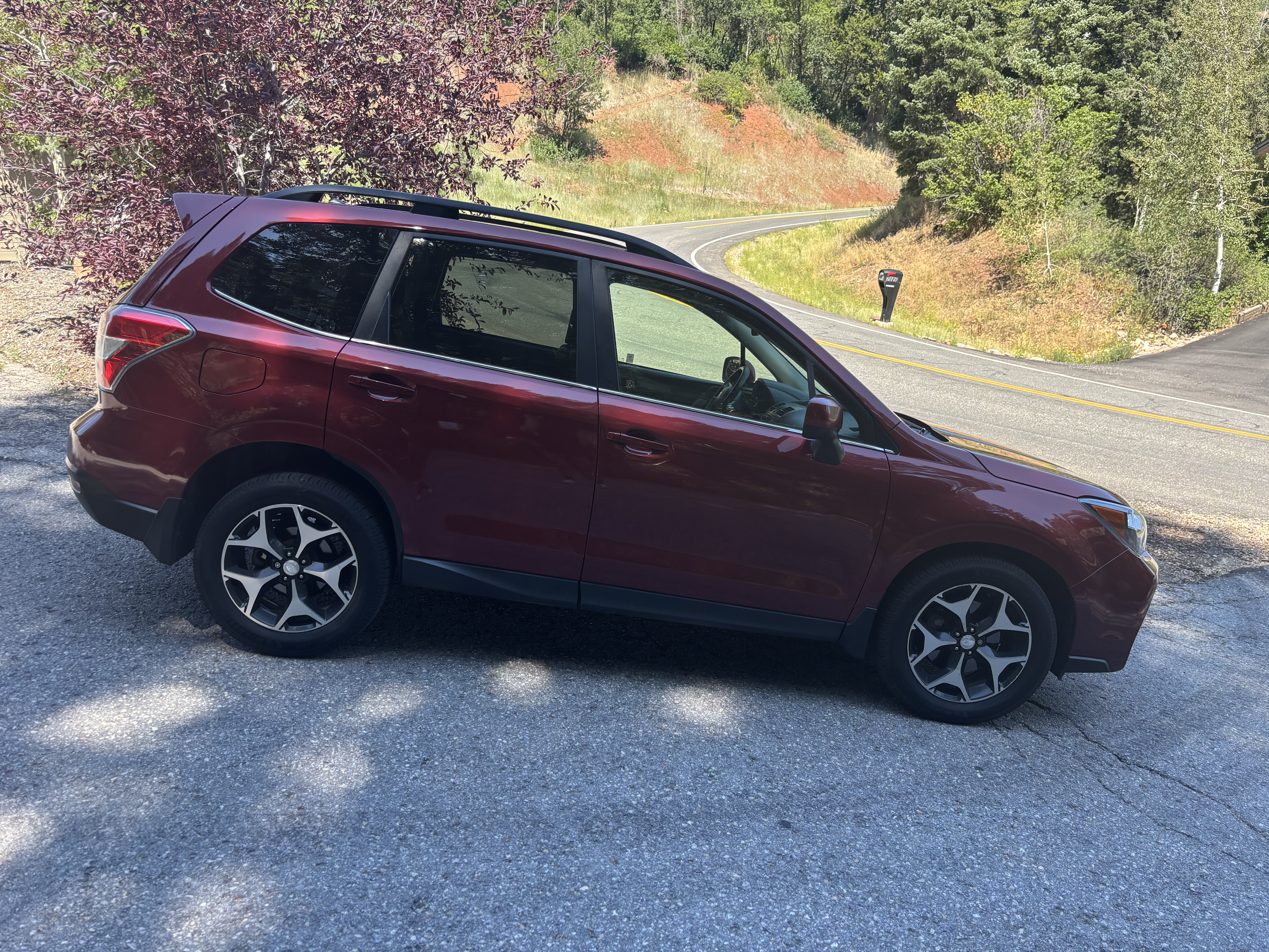 Used 2015 Subaru Forester 2.0XT Premium AWD/4WD image 8
