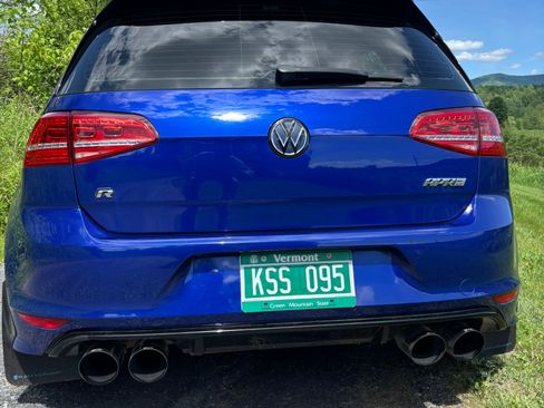 Used 2016 Volkswagen Golf R 4-Door AWD/4WD image 1