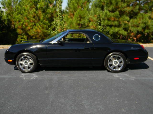 Used 2005 Ford Thunderbird RWD image 11