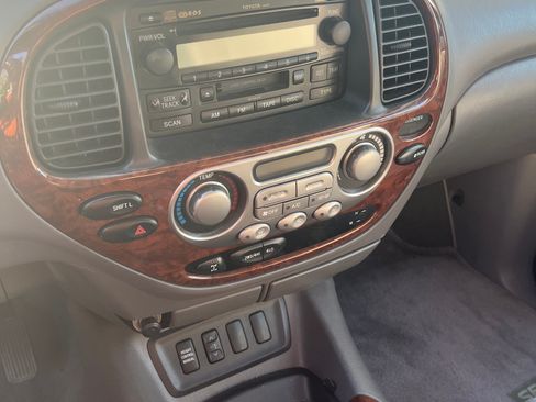 Used 2006 Toyota Sequoia Limited AWD/4WD image 6