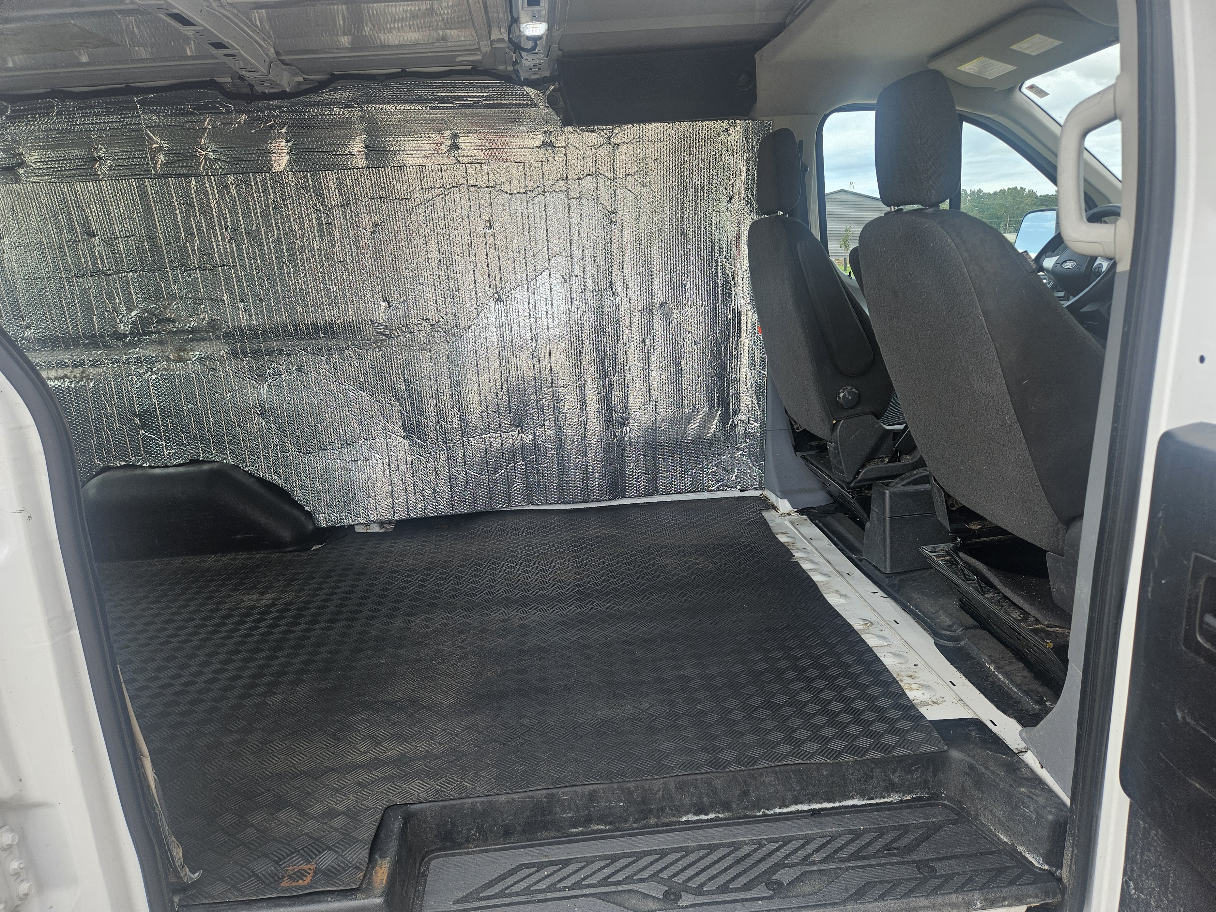 Used 2019 Ford Transit 250 130 Low Roof w/ Exterior Upgrade Package RWD image 8