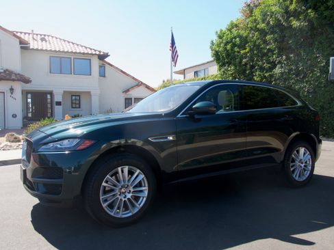 Used 2017 Jaguar F-PACE Prestige image 10