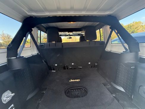 Used 2017 Jeep Wrangler Unlimited Sport w/ Quick Order Package 24S image 13