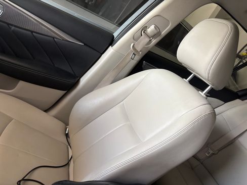 Used 2015 INFINITI Q50 w/ All Weather Package RWD image 6