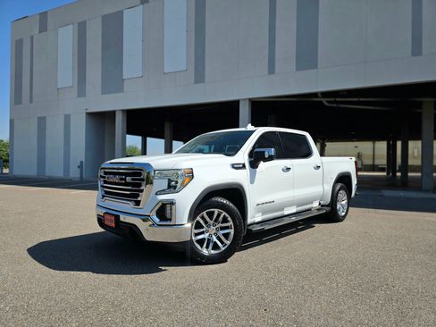Used 2019 GMC Sierra 1500 SLT image 1