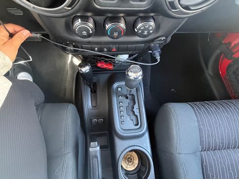 Used 2011 Jeep Wrangler Sport AWD/4WD image 14