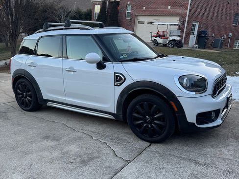 Used 2019 MINI Cooper Countryman S FWD image 1