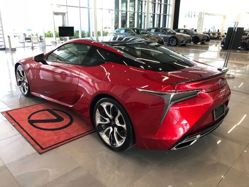 Used 2018 Lexus LC 500 Coupe w/ Sport Package RWD image 12
