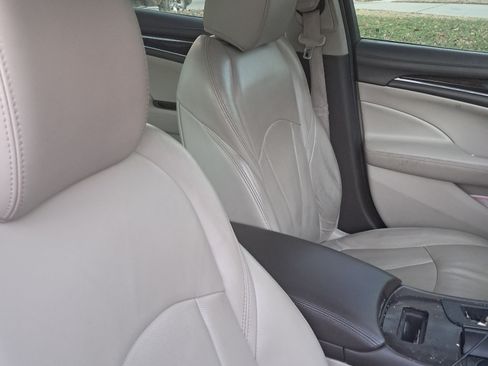 Used 2017 Buick LaCrosse Premium w/ Driver Confidence Package #2 image 8