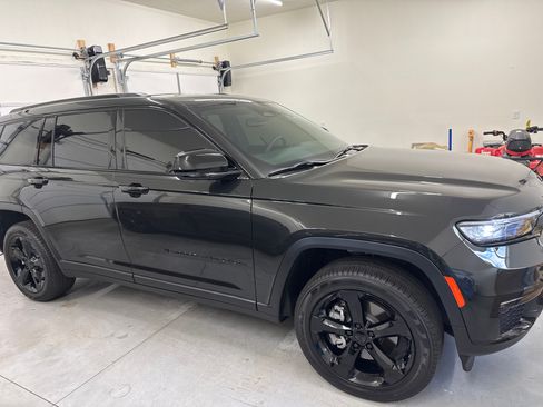 Used 2024 Jeep Grand Cherokee L Limited w/ Black Appearance Package image 1