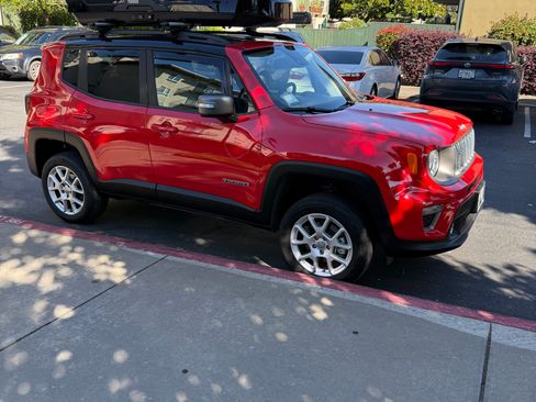 Used 2021 Jeep Renegade Limited AWD/4WD image 1