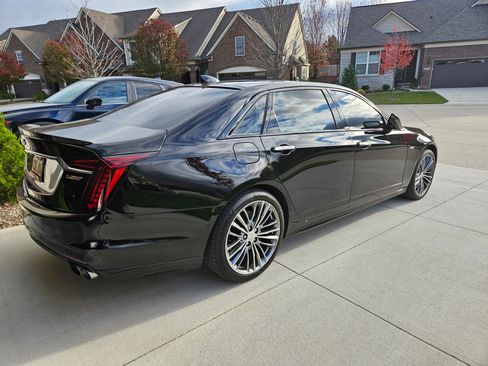 Used 2019 Cadillac CT6 V w/ Driver Assist Package image 4