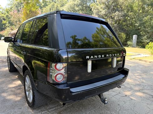 Used 2010 Land Rover Range Rover Supercharged AWD/4WD image 25