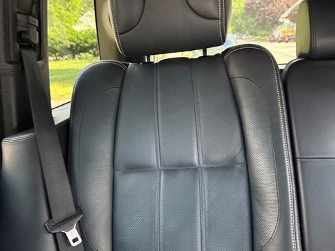 Used 2012 Land Rover Range Rover Autobiography AWD/4WD image 23