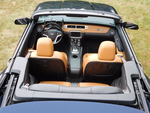 Used 2013 Chevrolet Camaro LT w/ Dusk Special Edition image 9