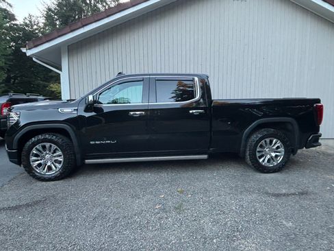 Used 2022 GMC Sierra 1500 Denali AWD/4WD image 16