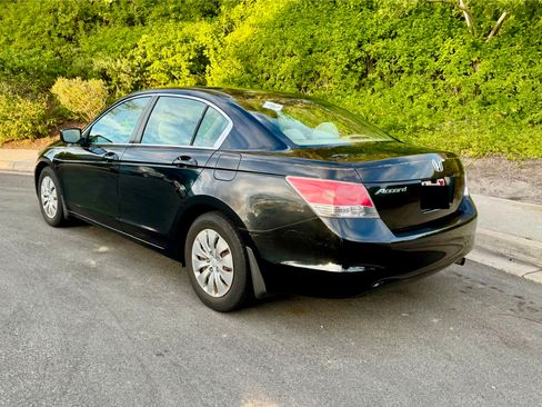 Used 2010 Honda Accord LX image 10