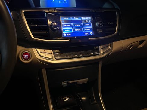 Used 2014 Honda Accord EX-L image 9