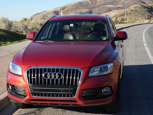 Used 2015 Audi Q5 2.0T Premium Plus w/ Premium Plus Package image 1