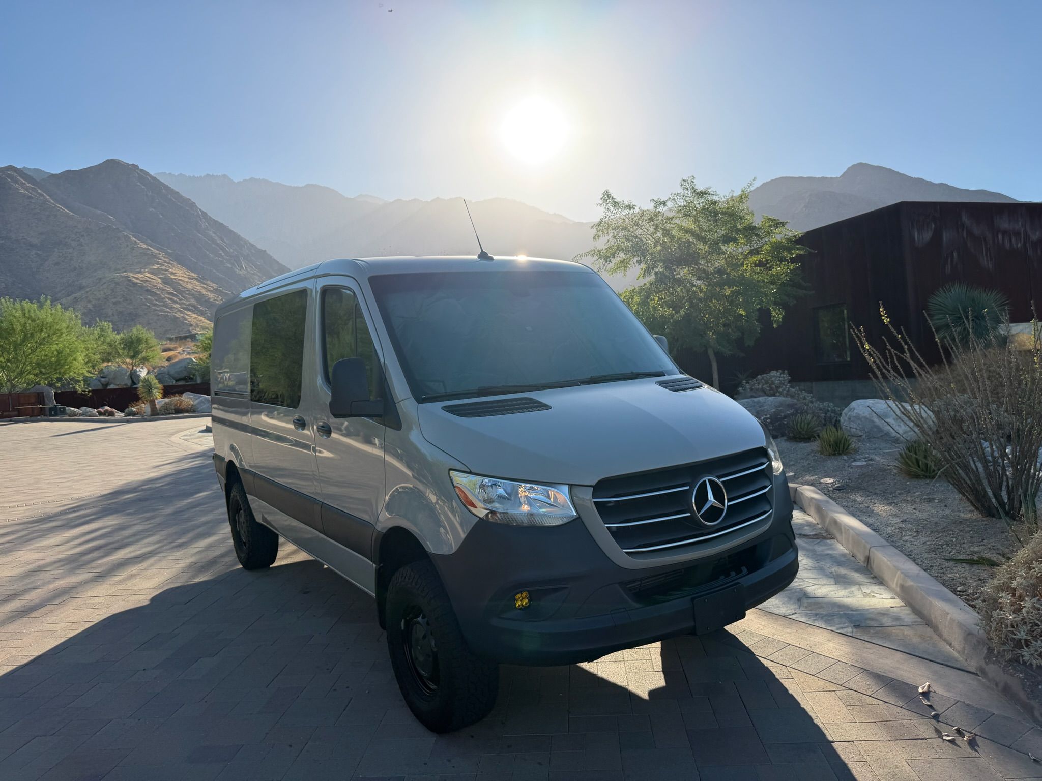 Used 2021 Mercedes-Benz Sprinter 2500 image 1