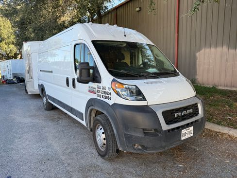Used 2021 RAM ProMaster 2500 w/ Convenience Group image 12