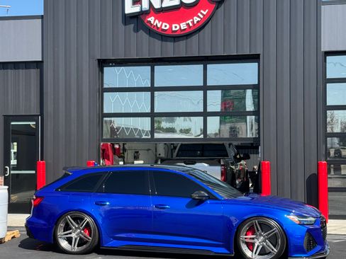 Used 2022 Audi RS 6 AWD/4WD image 26