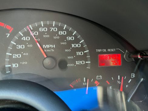 Used 1999 Chevrolet Camaro LT w/ Preferred Equipment Group 2 RWD image 8
